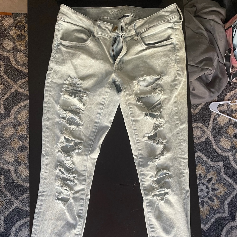 Amazing Condition American Eagle Size 6 Jeans